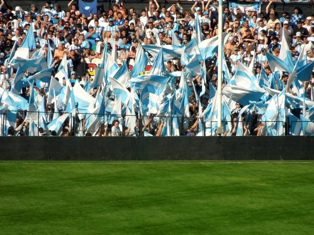 Last-Minute World Cup Flights: How to Beat the Price Spikes When Your Team Advances